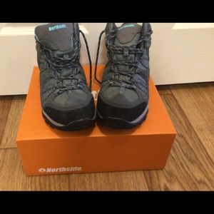 Northside Waterproof hiking boots 8.5